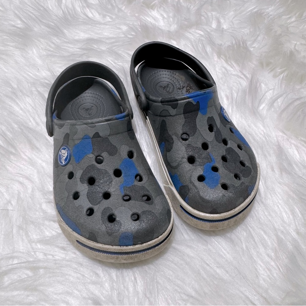 Crocs sandals camo size‎ 10/11
